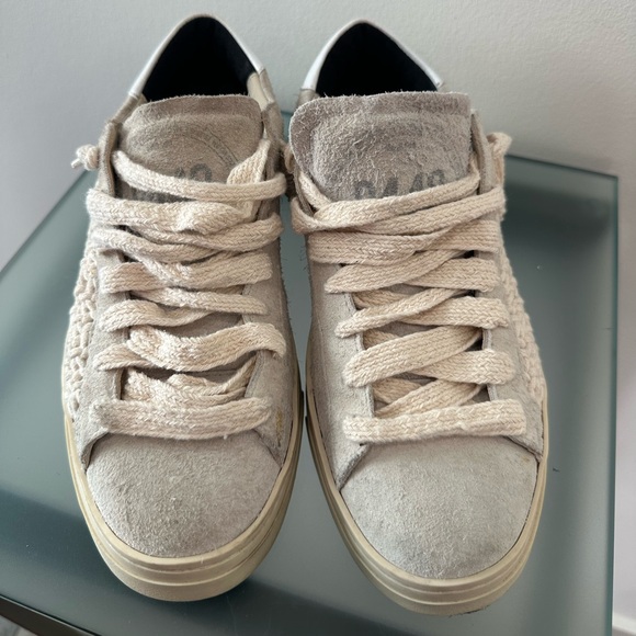 Women's Sz 37 M P448 John Suede Low-Top Lace Up Sneakers - Picture 3 of 11